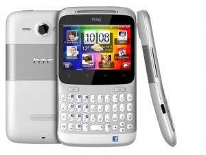 htc_chacha HTC pourrait faire fort chez les jeunes avec son ChaCha équipé d'un clavier complet.