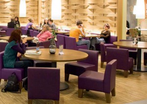 Le surf gratuit dans les restaurants Migros. Le surf gratuit dans les restaurants Migros.