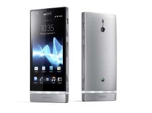 En alu, au design remarquable, c'est le Sony Xperia P. En alu, au design remarquable, c'est le Sony Xperia P.