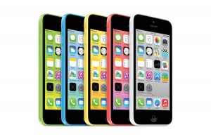 L'iPhone 5C d'Apple moins cher, mais équipé d'une coque moderne en plastique! L'iPhone 5C d'Apple moins cher, mais équipé d'une coque moderne en plastique!
