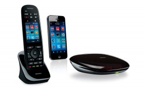 Logitech Harmony Ultimate: bien fini et agréable à utiliser. Logitech Harmony Ultimate: bien fini et agréable à utiliser.