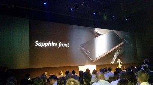 L’Ascend P7 Sapphire possède un dos en céramique. L’Ascend P7 Sapphire possède un dos en céramique.
