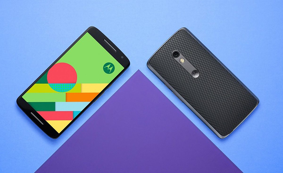 Lenovo Moto X Play.