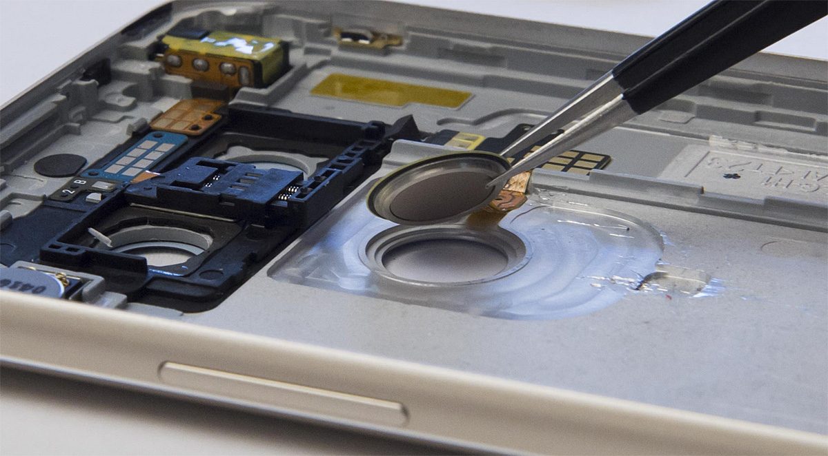 Un éclaté du LG G5.