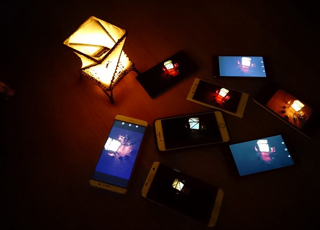 Test basse lumière: Sony Xperia XZ vs X Compact vs Huawei Mate 9 vs Nova vs Honor 8 vs Apple iPhone 7 vs Samsung Galaxy S7 vs Microsoft Lumia 950. Test basse lumière: Sony Xperia XZ vs X Compact vs Huawei Mate 9 vs Nova vs Honor 8 vs Apple iPhone 7 vs Samsung Galaxy S7 vs Microsoft Lumia 950.