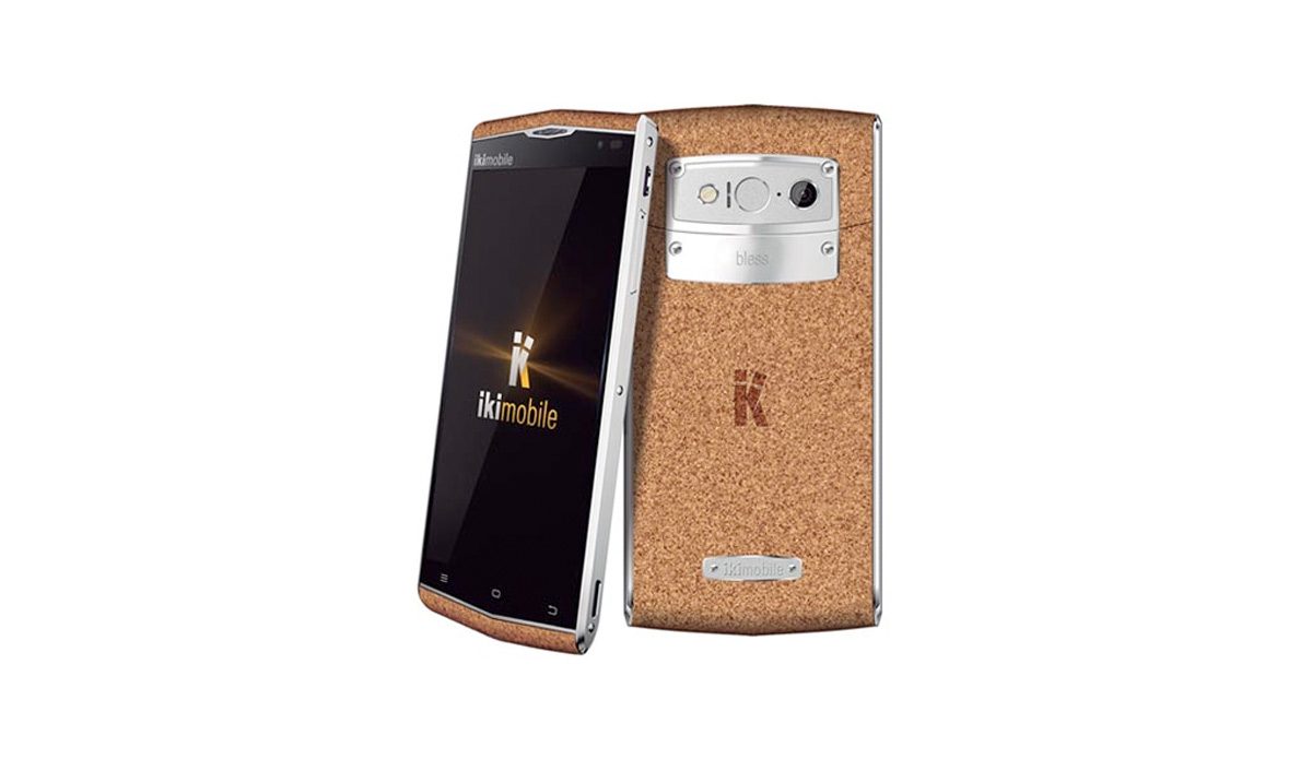 Ikimobile présente un smartphone antichoc et étanche en liège.