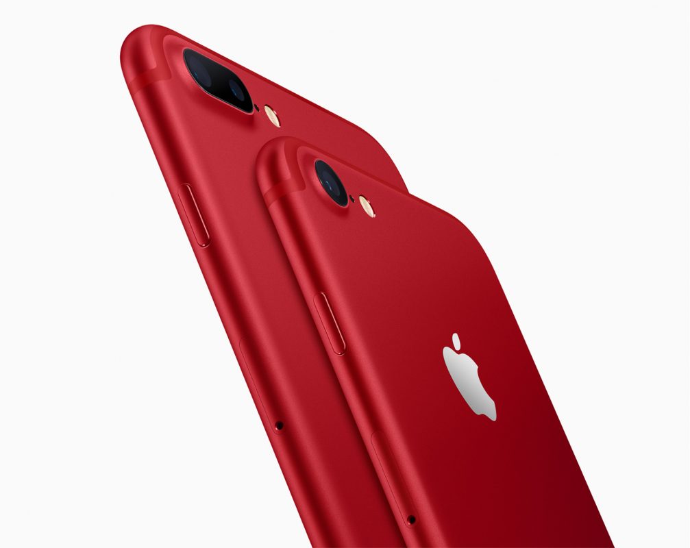 Les iPhone 7 et 7 Plus Red d'Apple.