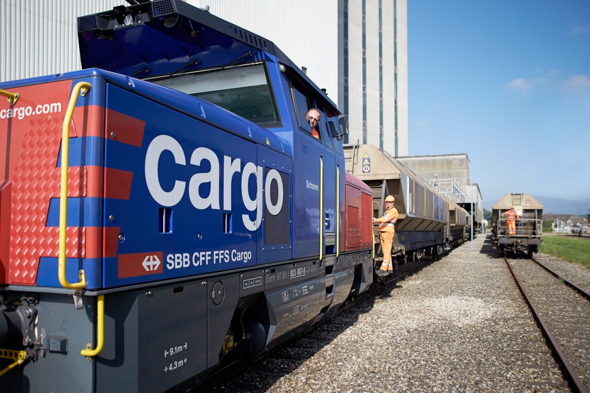 L'équipementier allemand Bosch estime que CFF Cargo bénéficiera prochainement des trains marchandises les plus intelligents au monde. L'équipementier allemand Bosch estime que CFF Cargo bénéficiera prochainement des trains marchandises les plus intelligents au monde.