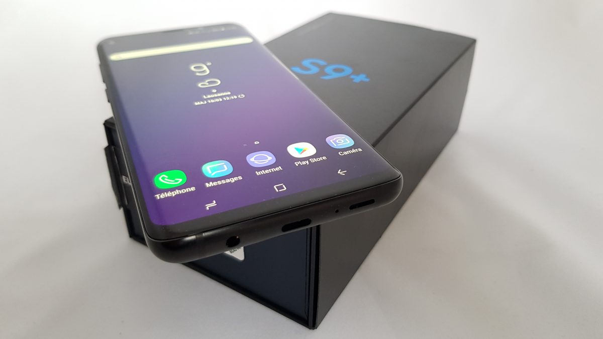 Le Galaxy S9+ possède 6Go de mémoire vive et jusqu’à 256Go de stockage. Le Galaxy S9+ possède 6Go de mémoire vive et jusqu’à 256Go de stockage.