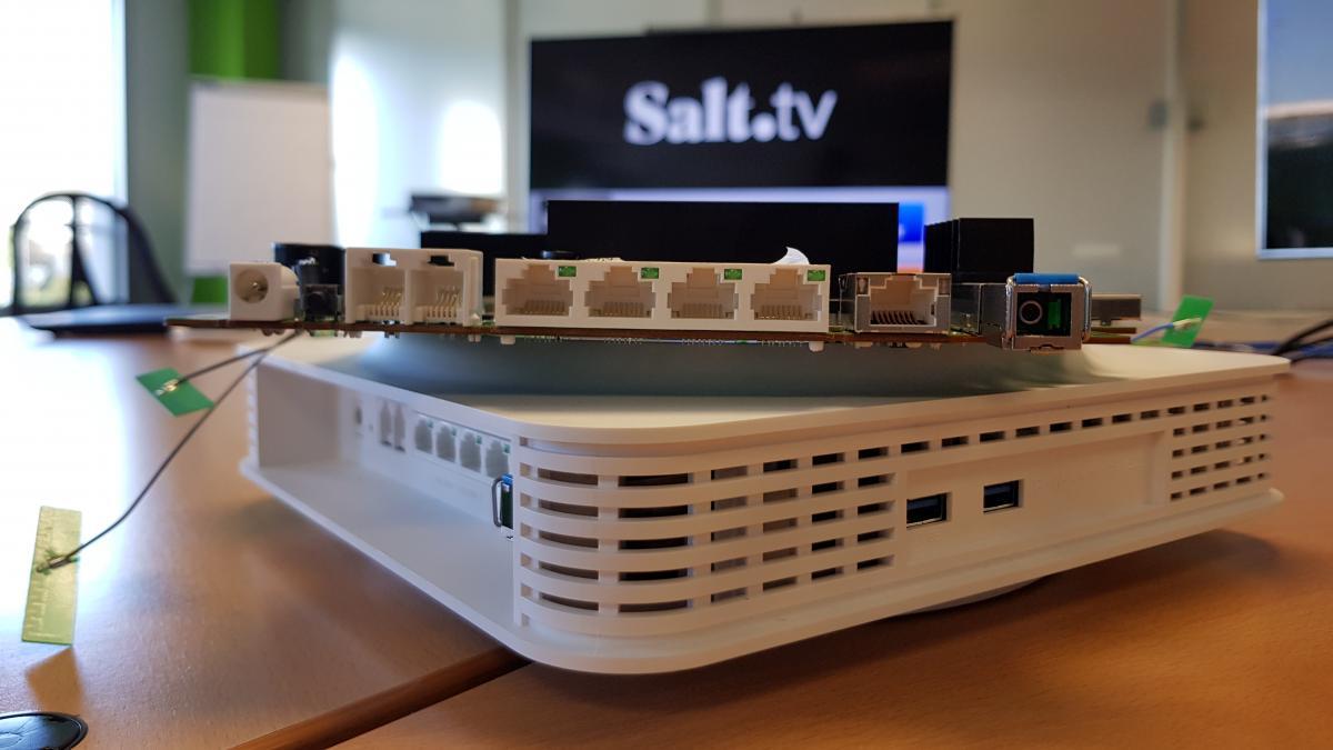Le routeur Salt Fiber Box. Le routeur Salt Fiber Box.