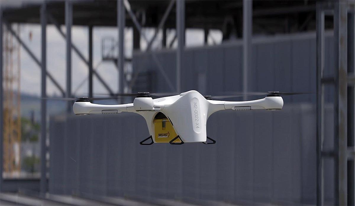 La Poste teste des drones à Berne. La Poste teste des drones à Berne.