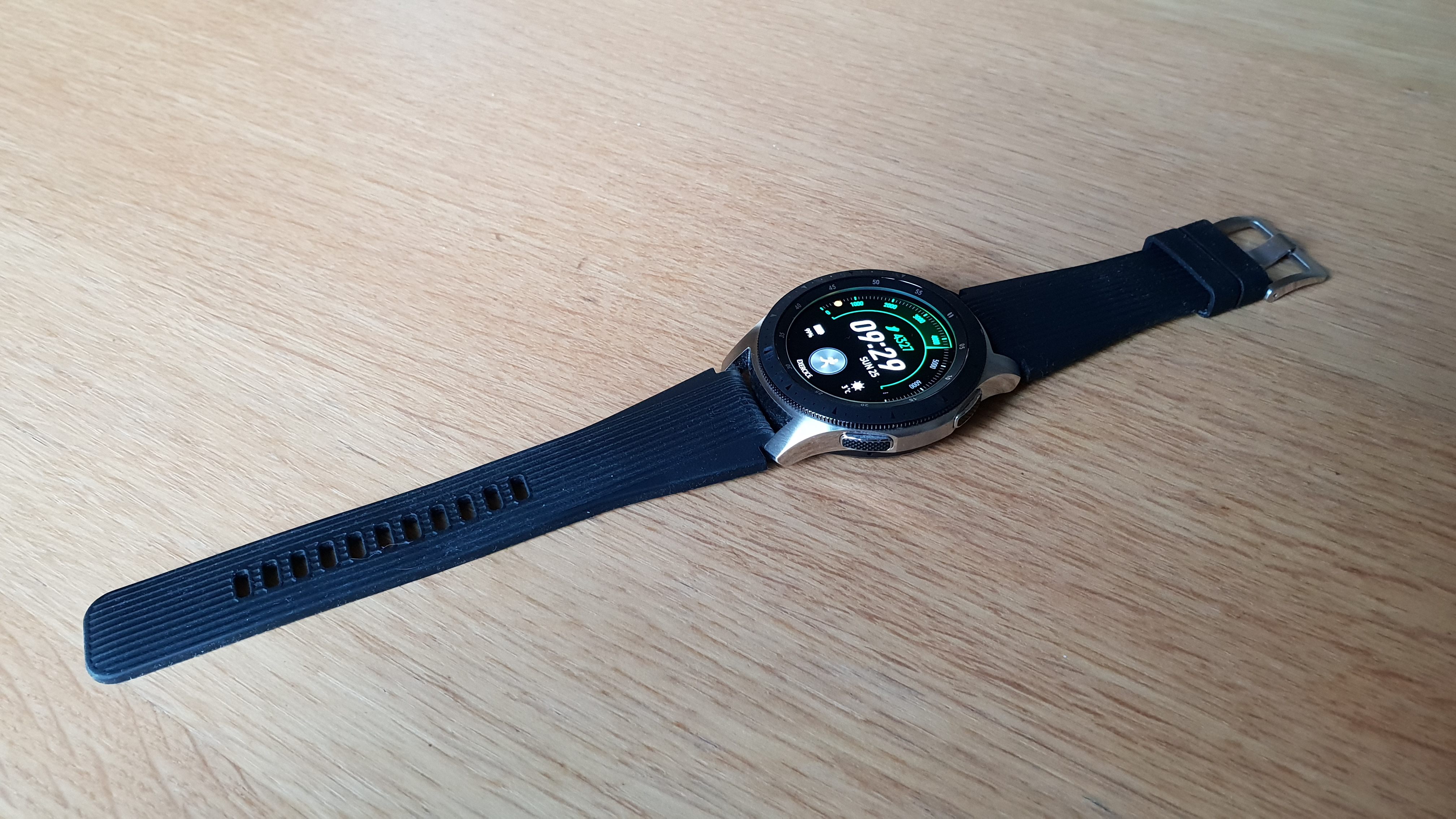 La Samsung Galaxy Watch LTE de 46 mm. La Samsung Galaxy Watch LTE de 46 mm.