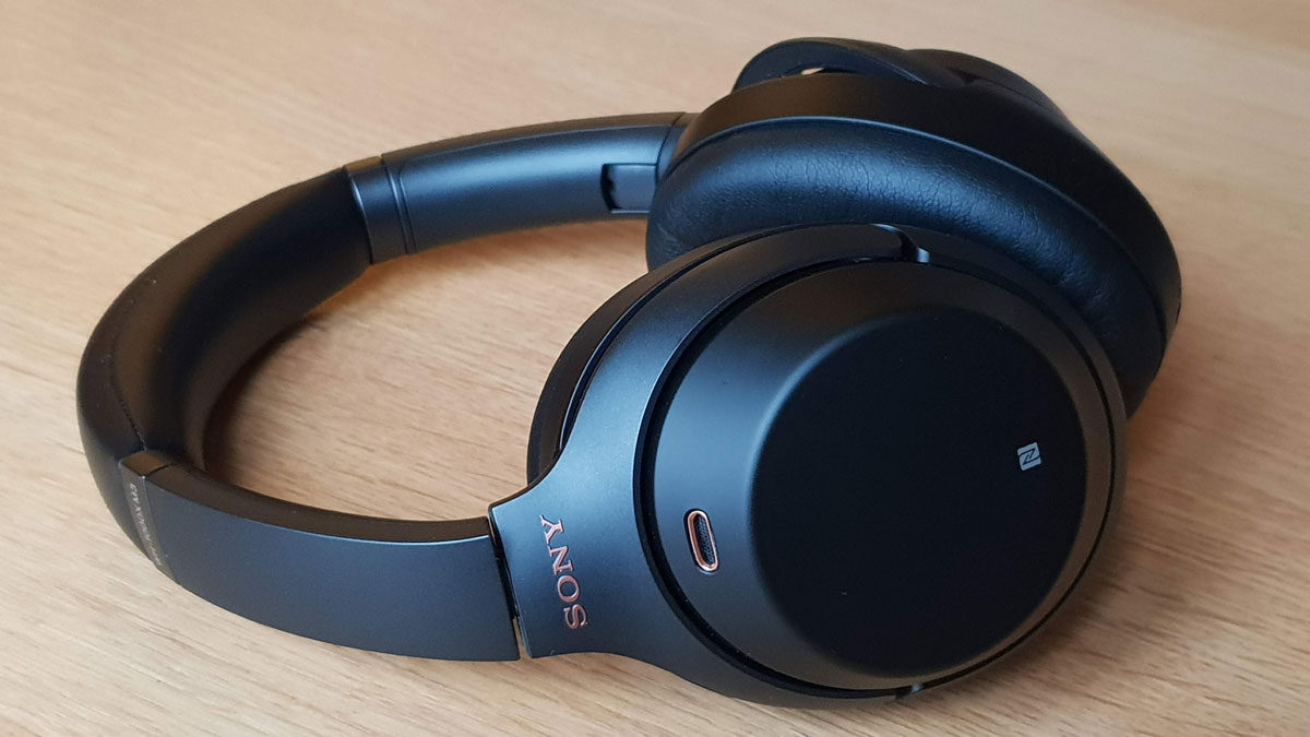 Sony WH-1000X M3 compatible Hi-Res Audio.