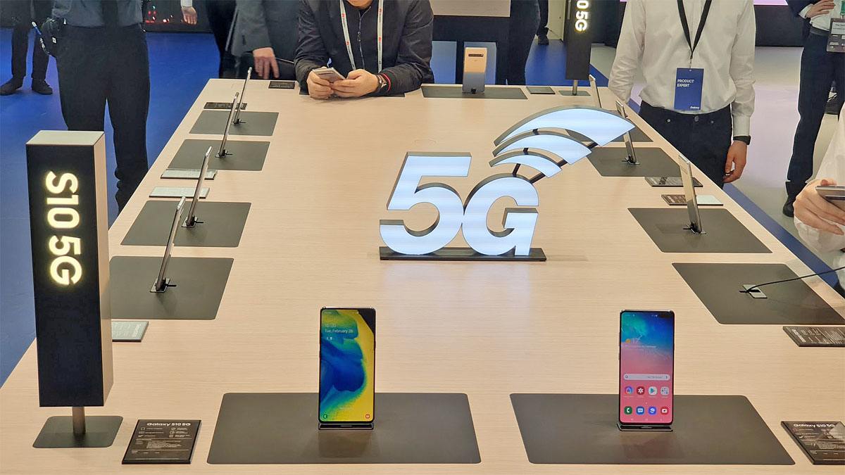 Le Samsung Galaxy S10 5G, compatible Wi-Fi 6. Le Samsung Galaxy S10 5G, compatible Wi-Fi 6.