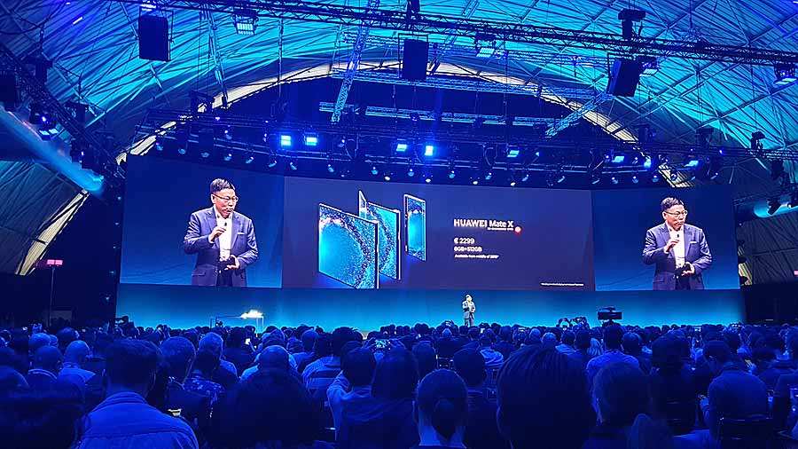 Le pliable Huawei Mate X à quelque 2300 francs.