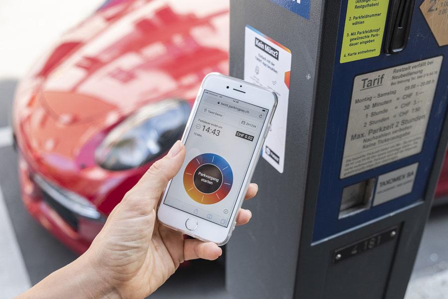 Twint débarque sur les parking suisses et dans l'app. CFF.