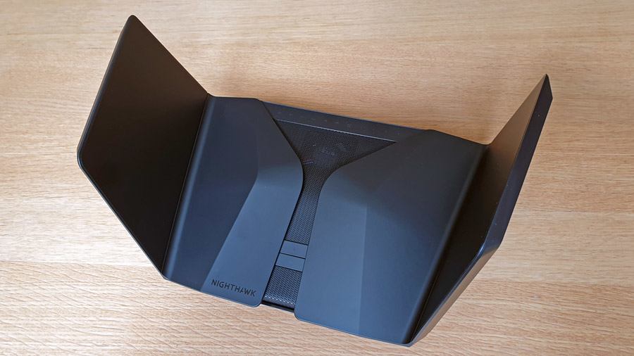Le routeur Netgear Nighthawk AX12.