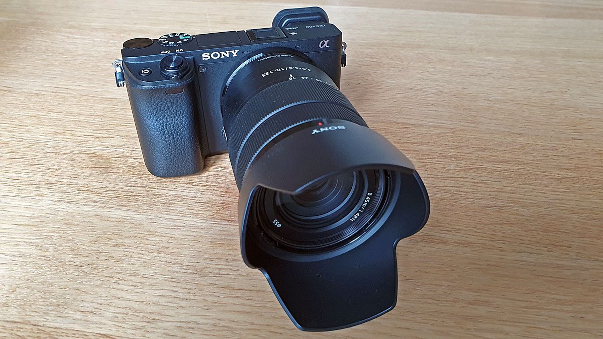 Le Sony Alpha 6400 avec mise au point automatique dans les yeux