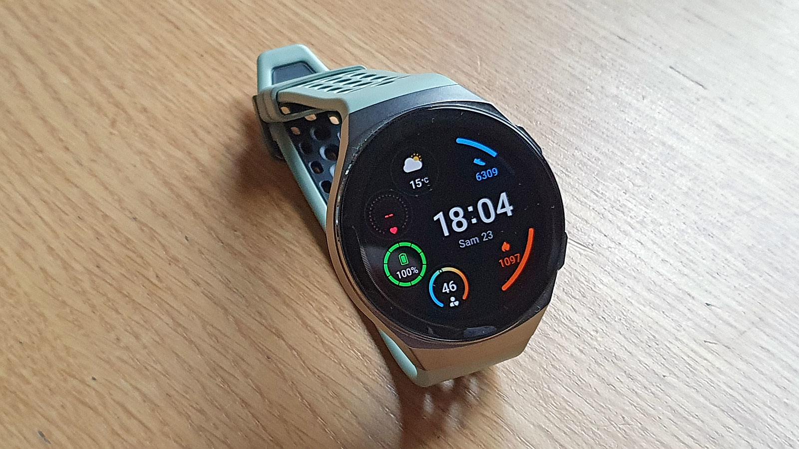 La Huawei GT2e offre une autonomie de deux semaines. La Huawei GT2e offre une autonomie de deux semaines.