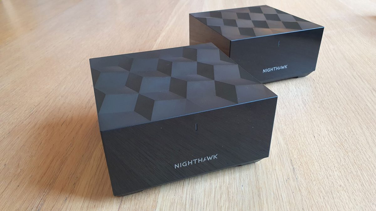 Le très design Netgear Nighthawk Mesh MK62.