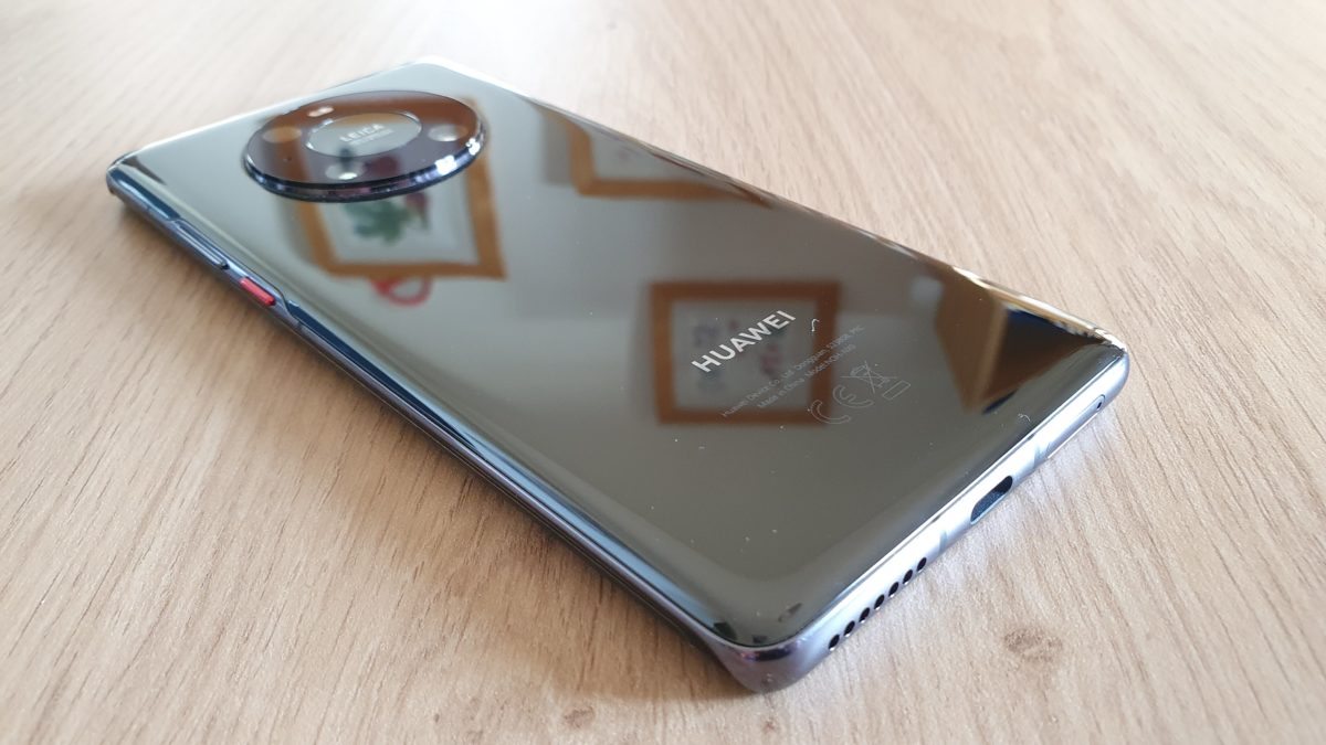 Huawei Mate 40 Pro: une finition brillantissime.