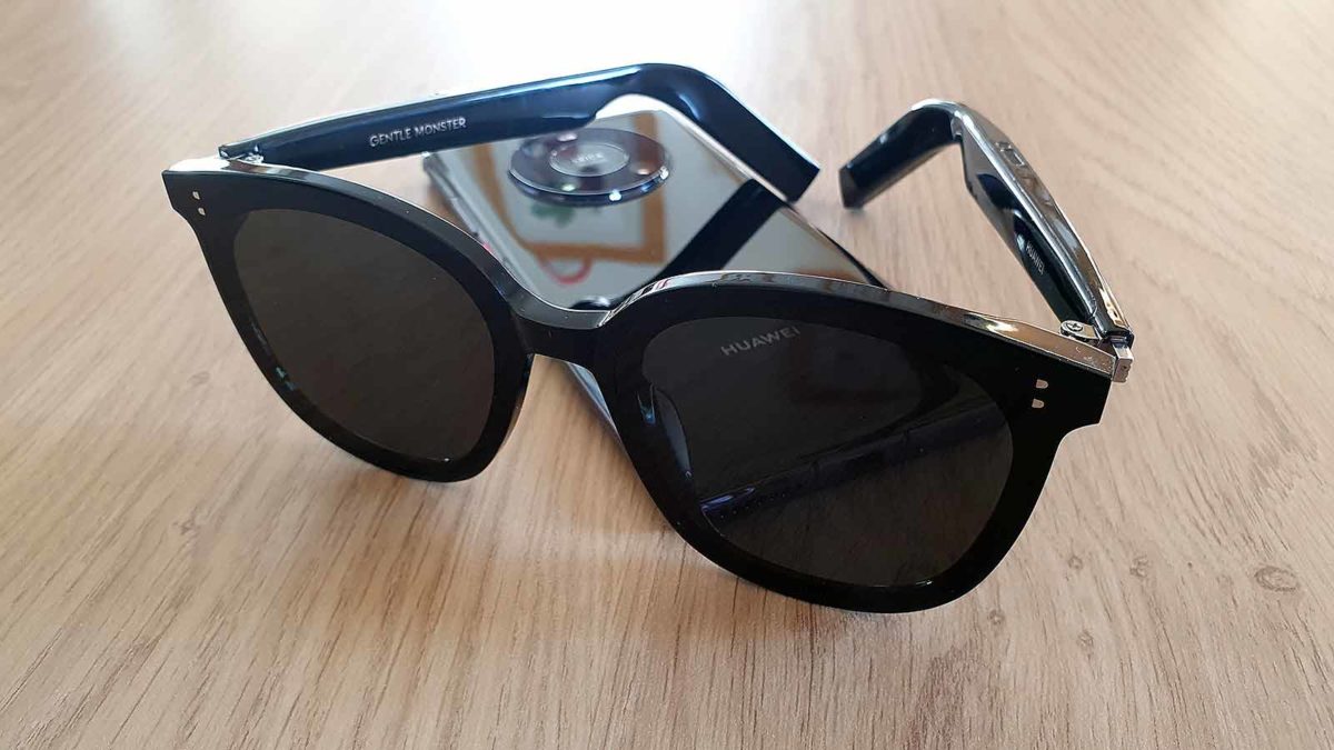 Les lunettes «connectées» Huawei Gentle Monster Eyewear II avec le Mate 40 Pro. Les lunettes «connectées» Huawei Gentle Monster Eyewear II avec le Mate 40 Pro.