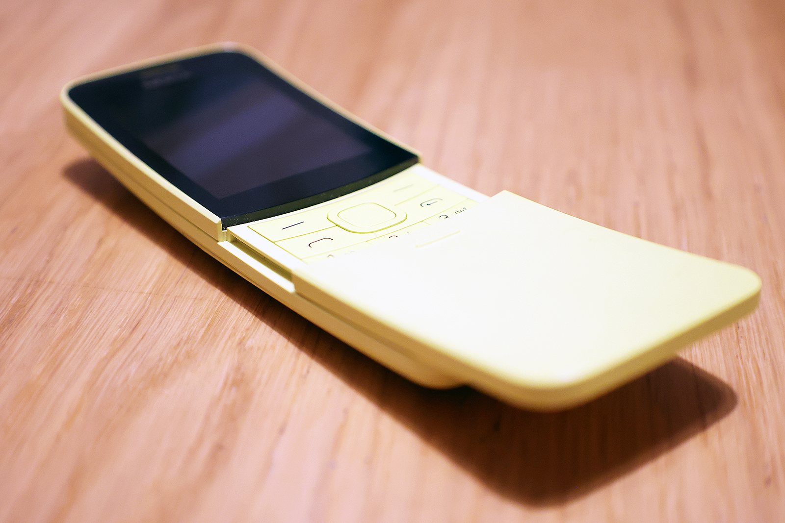 Nokia 8110. Idéal pour le prépayé?
