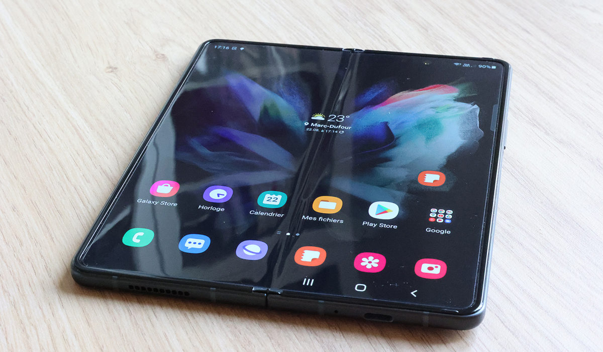 Le Samsung Galaxy Z Fold 3 déployé! Le Samsung Galaxy Z Fold 3 déployé!