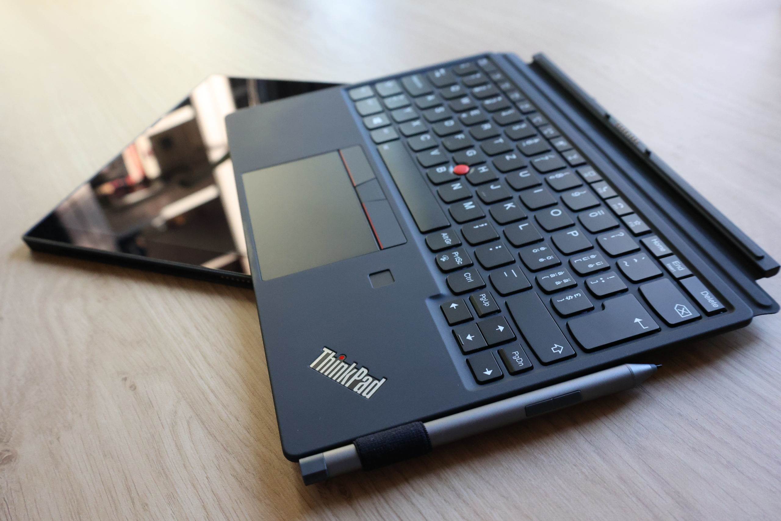 le-test-multim-dia-du-polyvalent-lenovo-thinkpad-x12-detachable