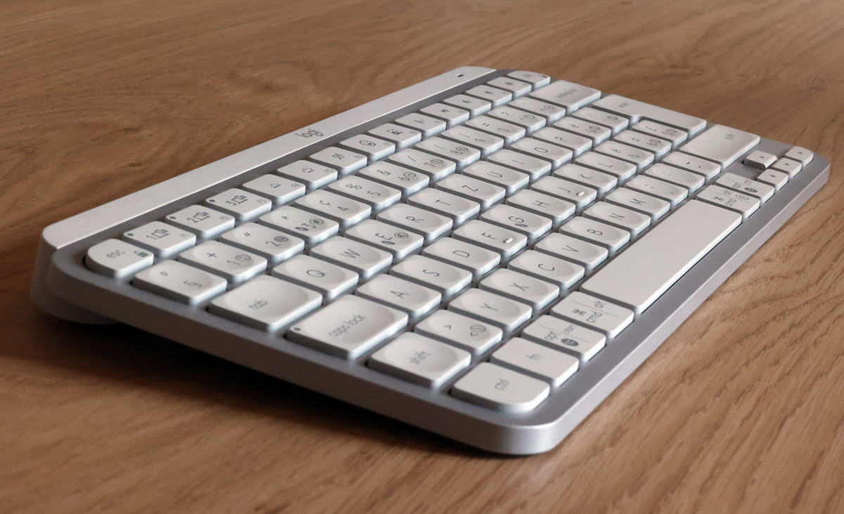 Logitech MX Keys Mini: compact et design. Logitech MX Keys Mini: compact et design.