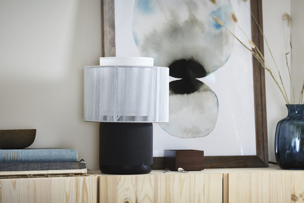 La nouvelle lampe et enceinte Ikea Symfonisk par Sonos. La nouvelle lampe et enceinte Ikea Symfonisk par Sonos.