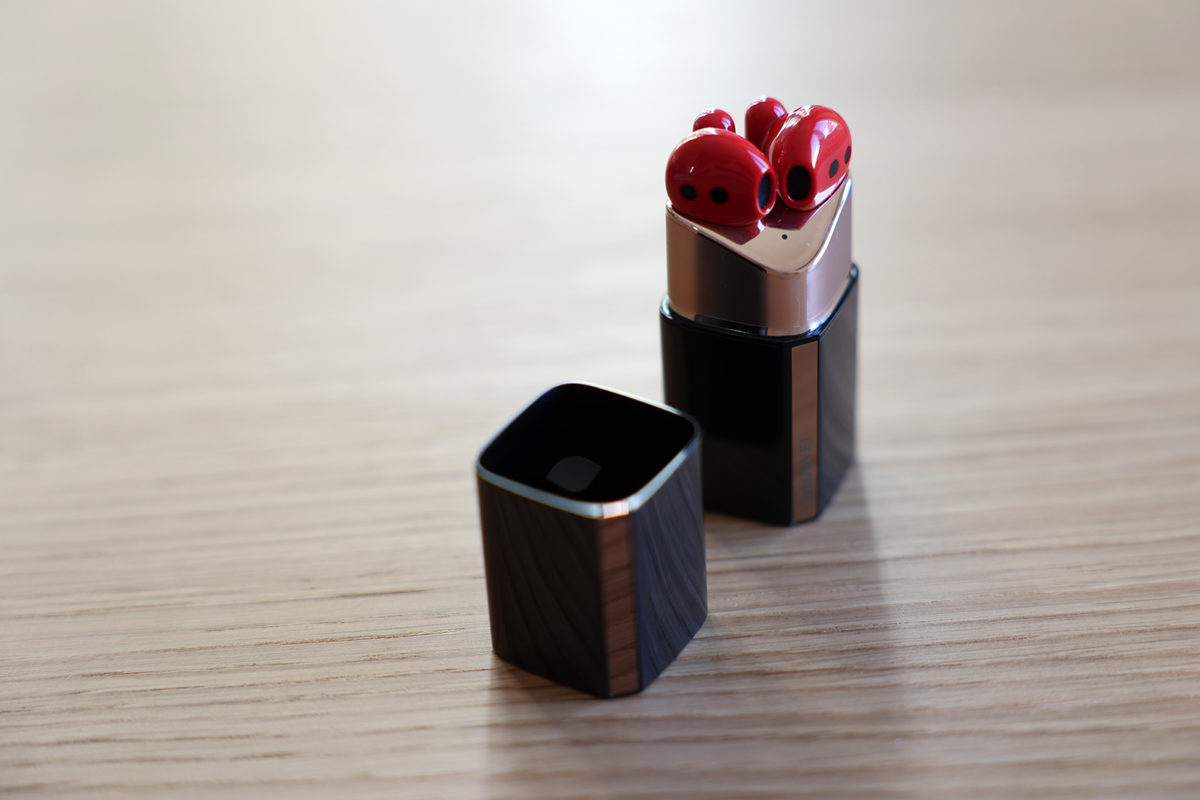 Huawei FreeBuds Lipstick: rouge! Huawei FreeBuds Lipstick: rouge!