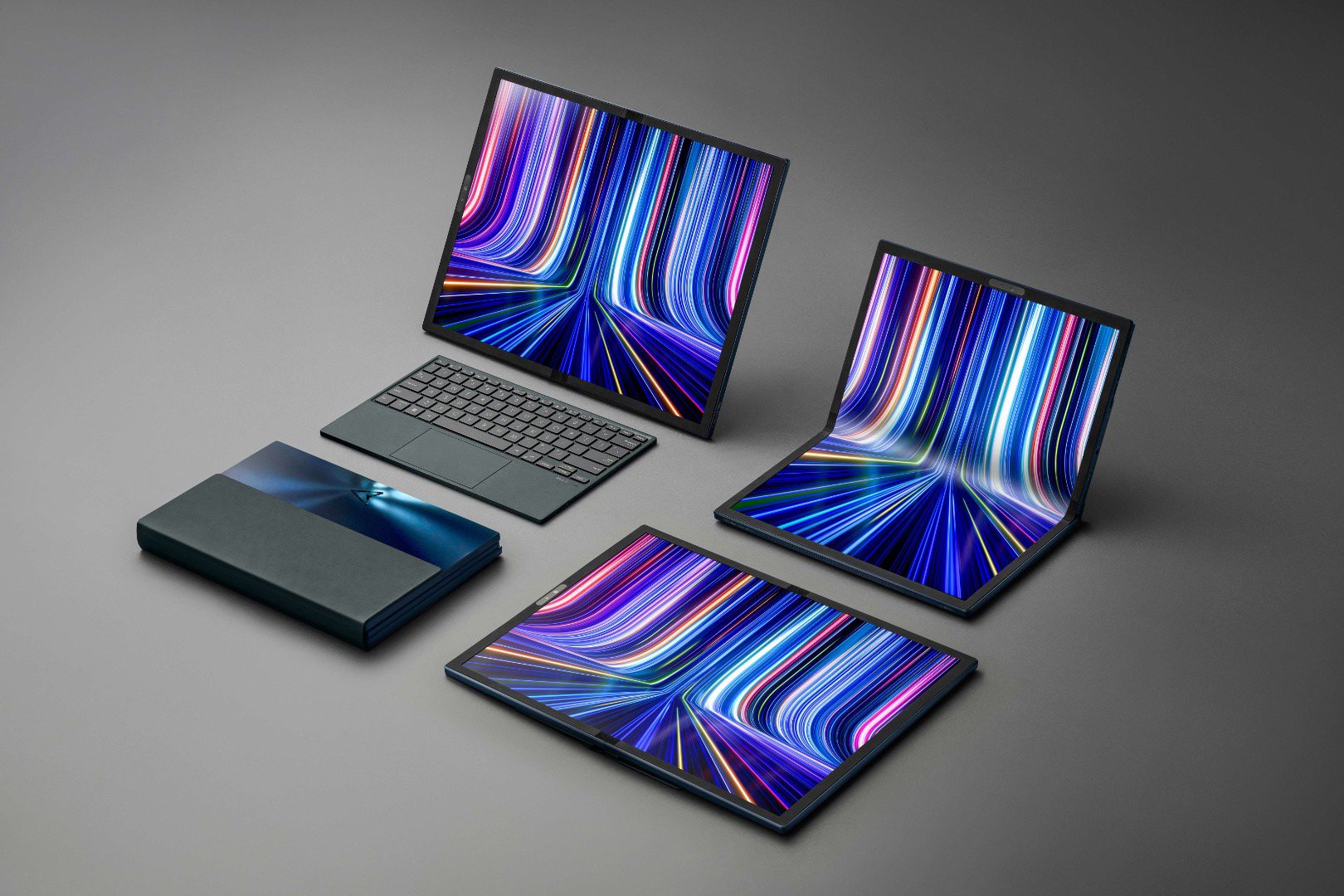 Asus Zenbook 17 Fold avec écran OLED. Asus Zenbook 17 Fold avec écran OLED.