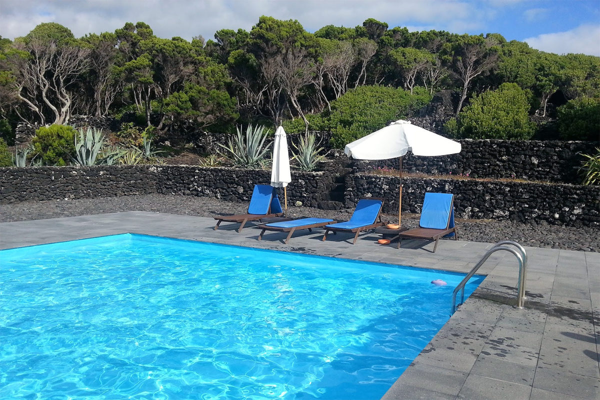 Les piscines sont bien visibles sur les photos aériennes. Les piscines sont bien visibles sur les photos aériennes.