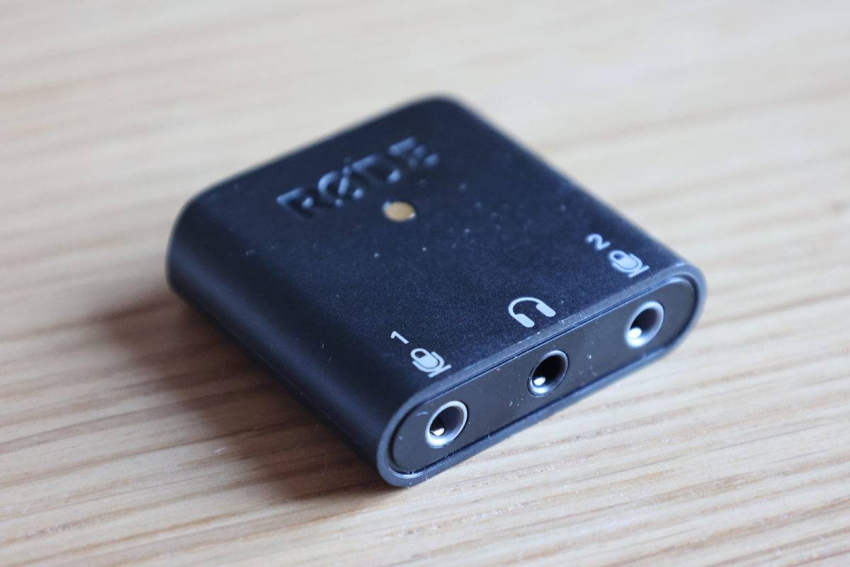 Le Røde AI-Micro côté pile.