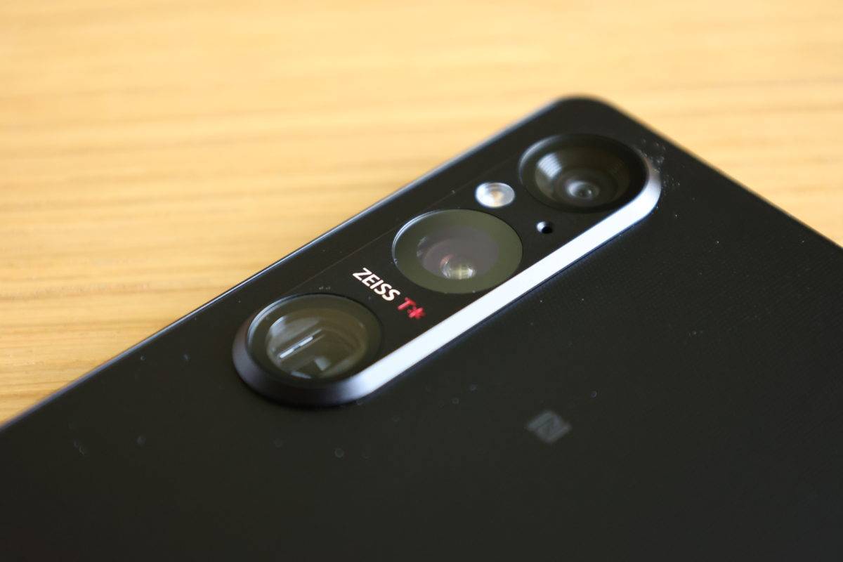 Un module photo Zeiss pour ce Sony.