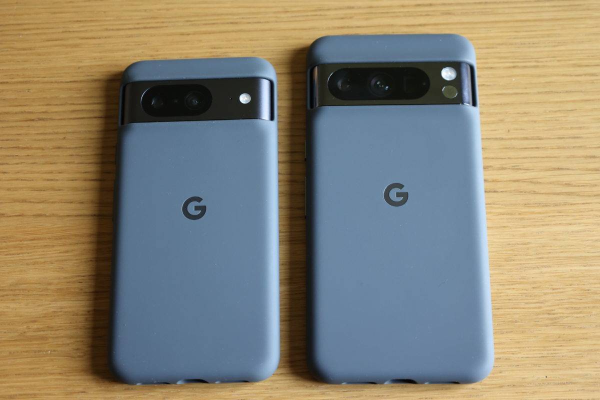 Les Google Pixel 8 et Pixel 8 Pro.