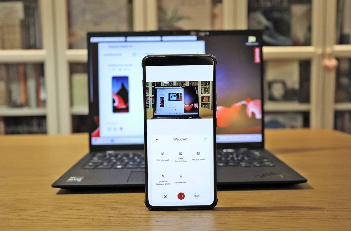 ThinkPhone en webcam du ThinkPad!