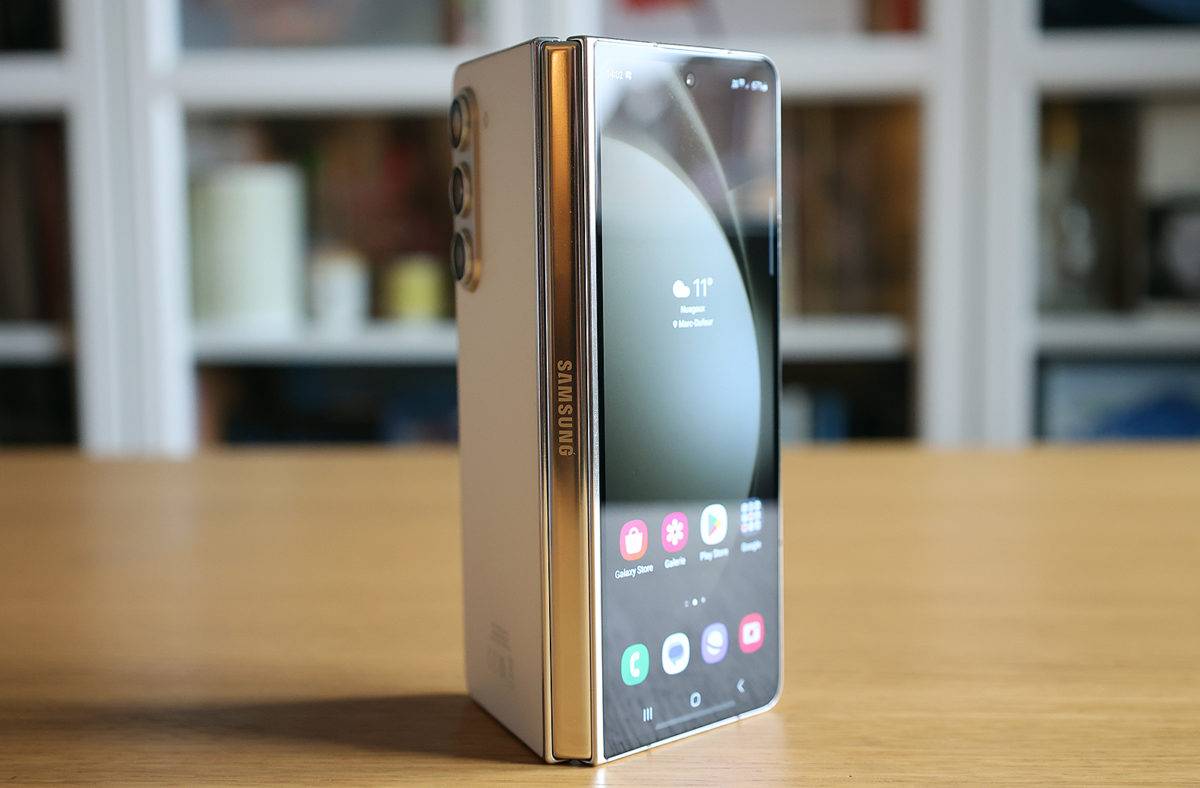 Samsung Galaxy Z Fold5.