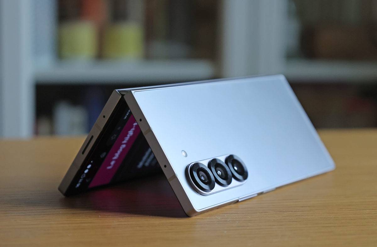 Le brillant Samsung Galaxy Z Fold6.