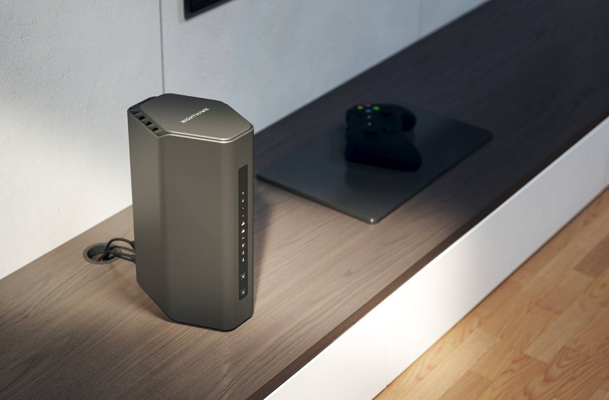 Netgear Nighthawk RS300.
