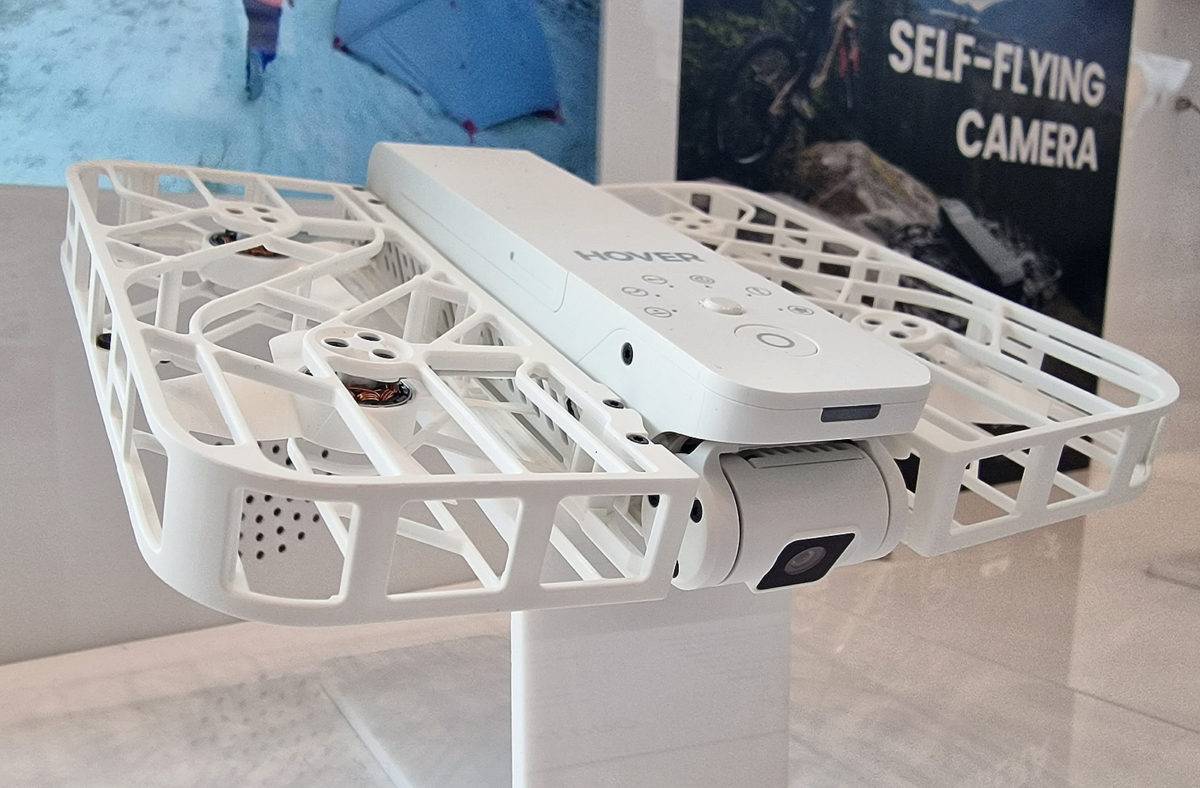 HooverAir: le drone pour les selfies vidéo! HooverAir: le drone pour les selfies vidéo!