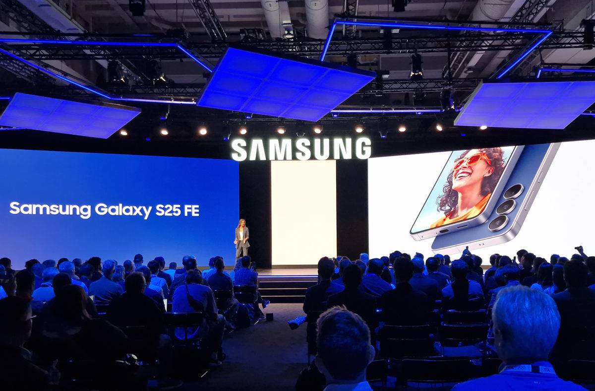 Samsung lance le Galaxy S25 FE à l'IFA de Berlin. Samsung lance le Galaxy S25 FE à l'IFA de Berlin.
