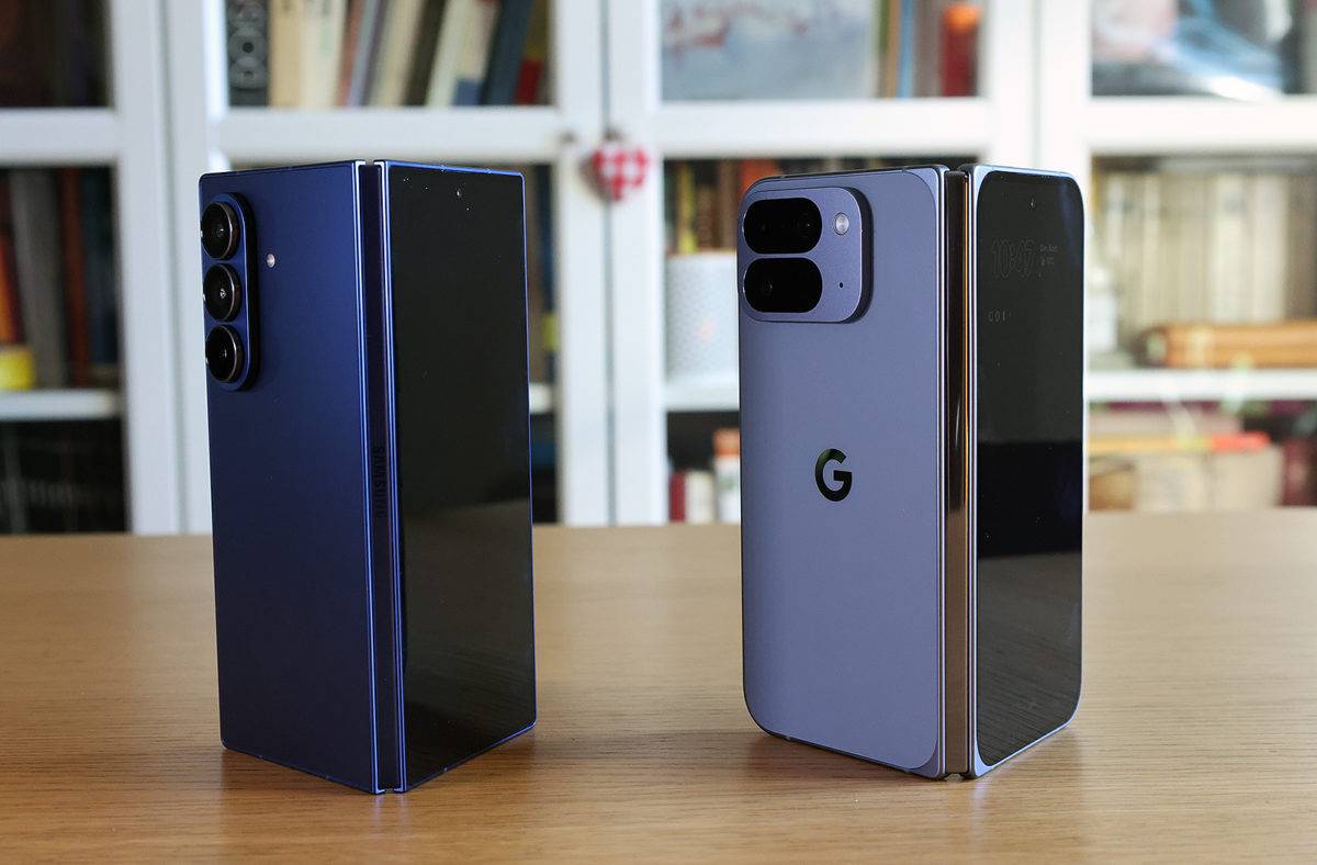 Samsung Galaxy Z Fold7 vs Google Pixel 10 Pro Fold.